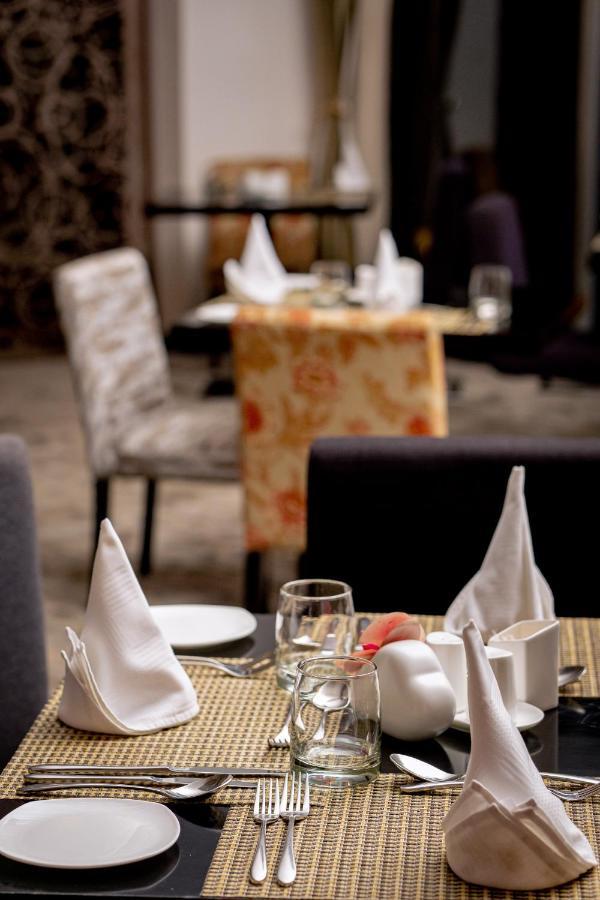 Amaryllis Hotel Blantyre Ngoại thất bức ảnh